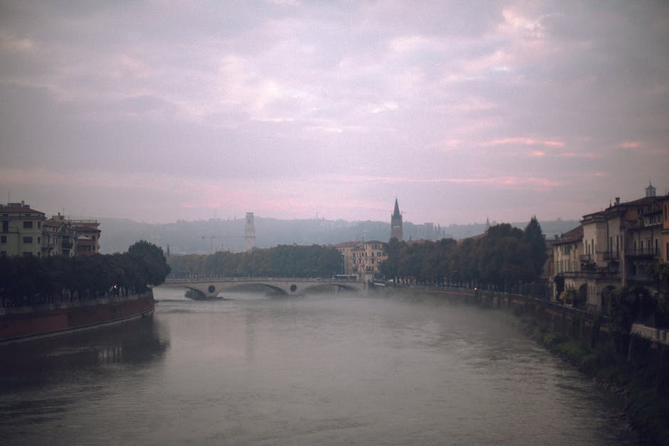 Castelvecchio bridge view Adige river