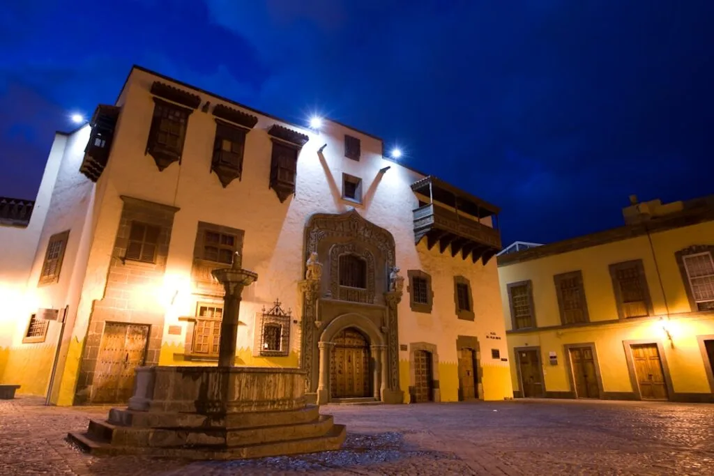 Visites nocturnes adapt es aux Verone travel tourism landmark