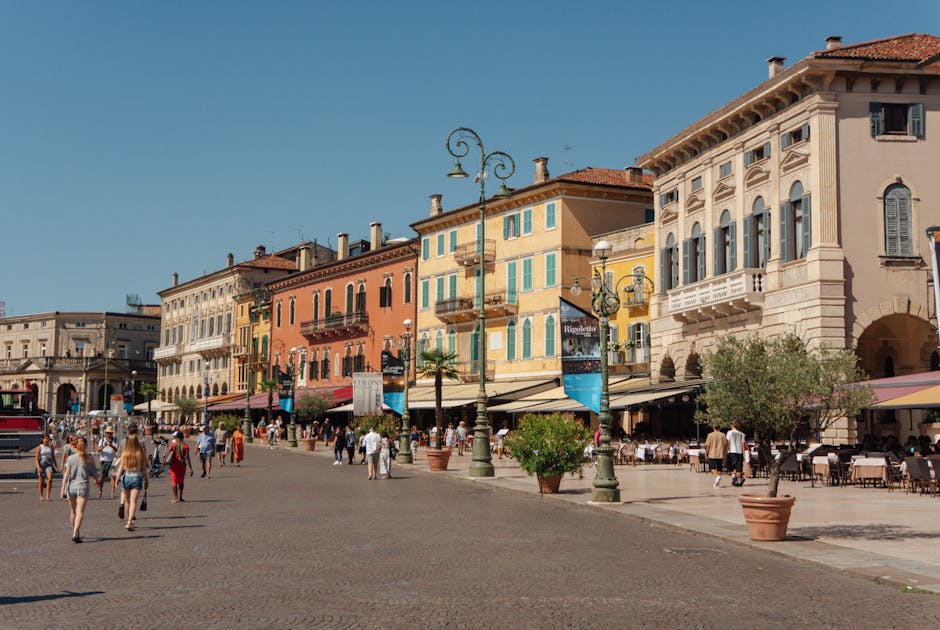 Piazza Bra morning cafes Verona