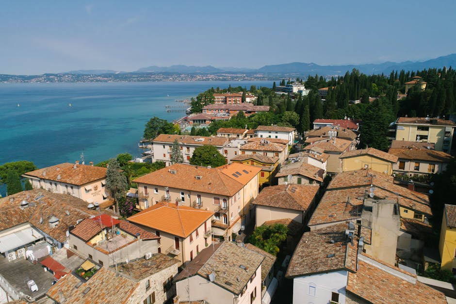 Sirmione lakeside gelato terrace