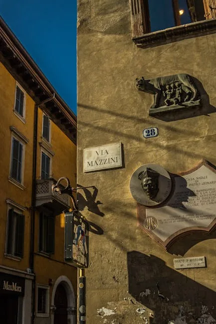 Via Mazzini pedestrian shopping street Verona